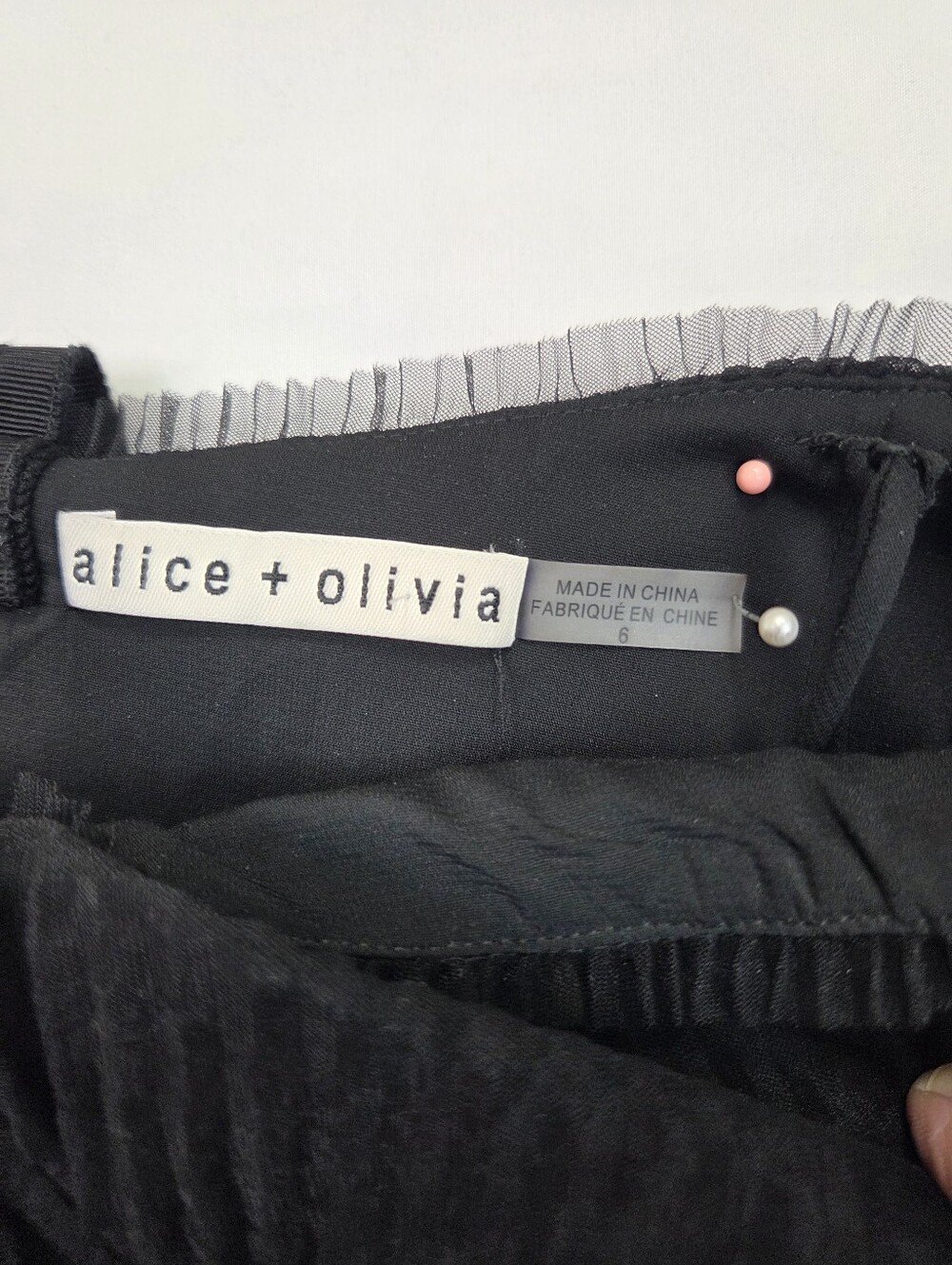 Alice + Olivia Deena Pleated Maxi Dress Black Sheer Tulle Pleated Gown Size 6 - Picture 2 of 15